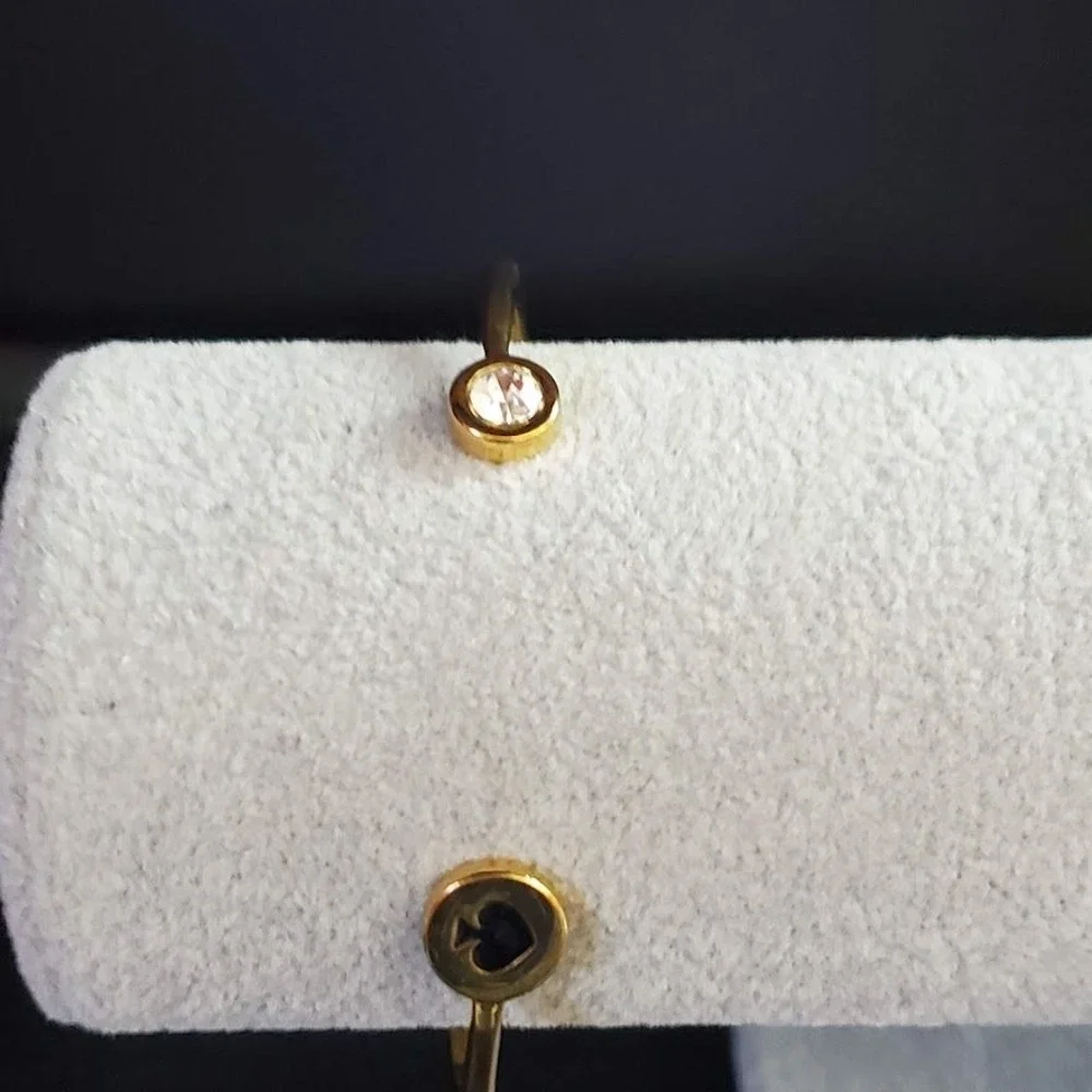 Kate Spade Spot the Spade Open‎ Cuff Gold Plated Black Enamel Clear Crystal - Picture 7 of 8